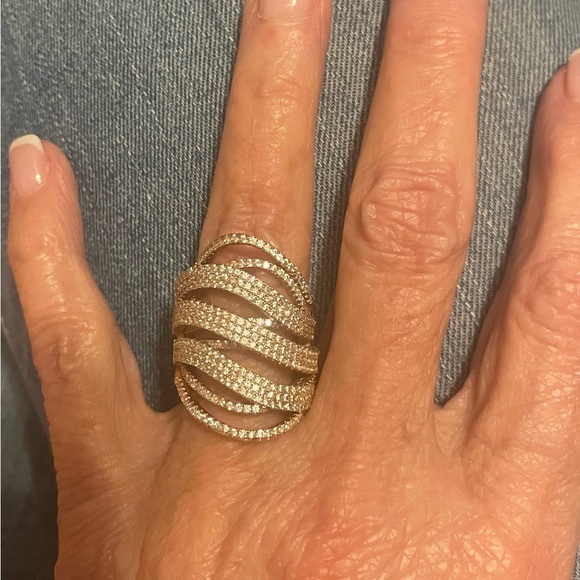 Diamond Gold and Silver Women's Ring 18k gold plated.5 rows. 6 1/2 - Picture 5 of 11